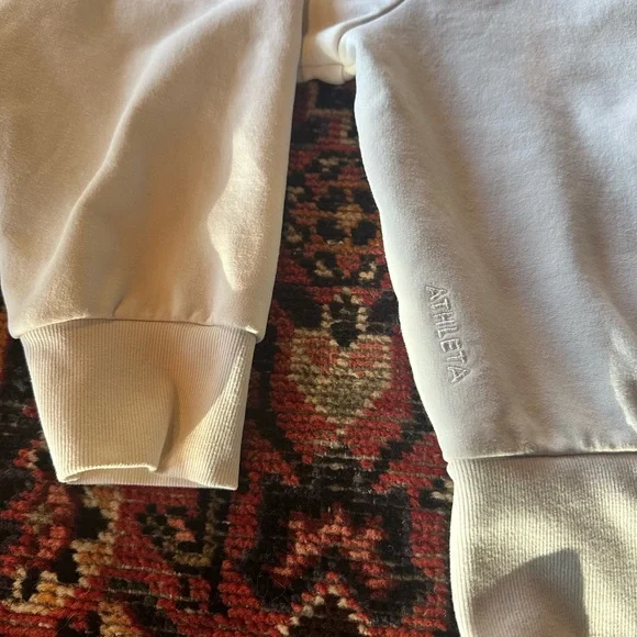 Athleta Forever Fleece Cream Relaxed fit Sweatshirt - Picture 5 of 5